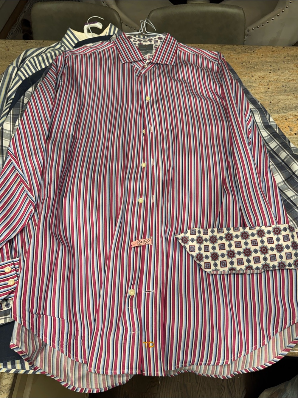 8 x pcs Thomas Dean XXL  long sleeve button down shirts. 160 for the lot